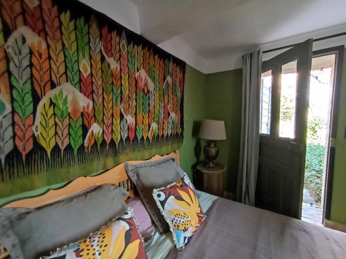 Bed and Breakfast La Fontaine Bargème Exterior foto