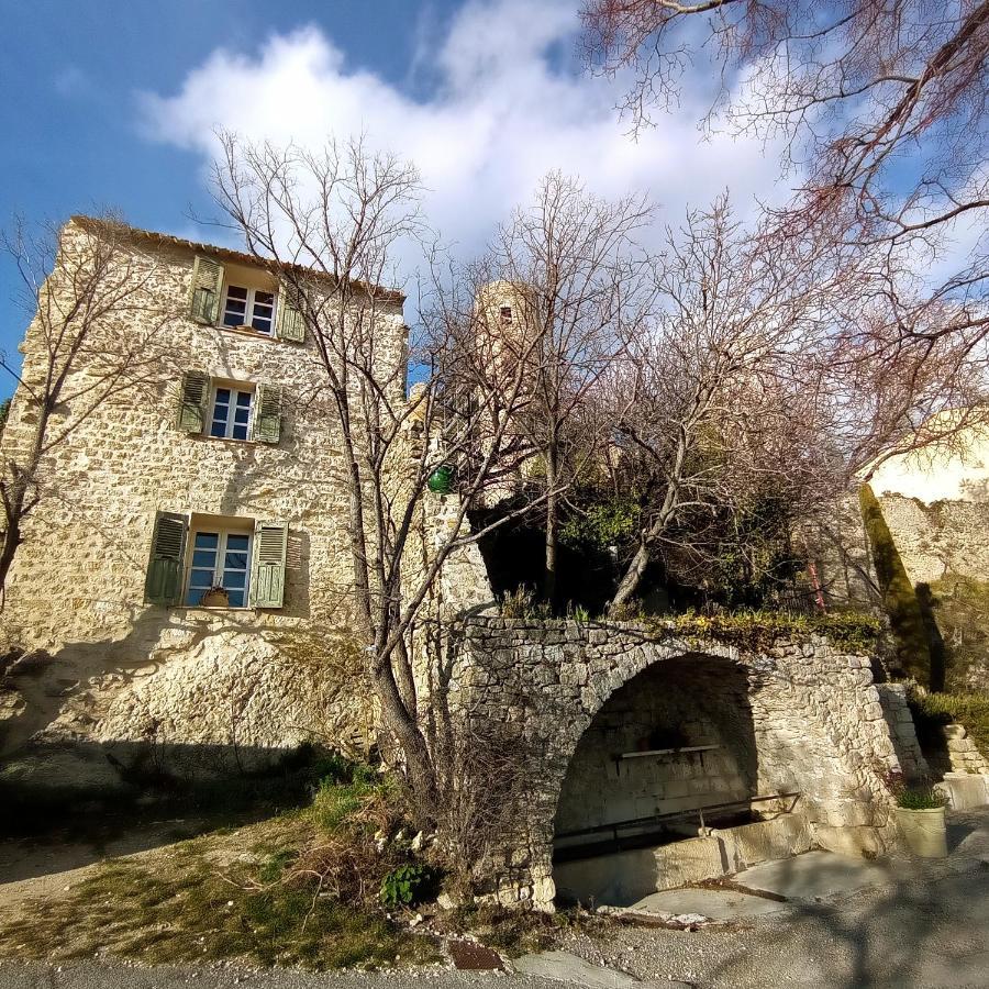 Bed and Breakfast La Fontaine Bargème Exterior foto