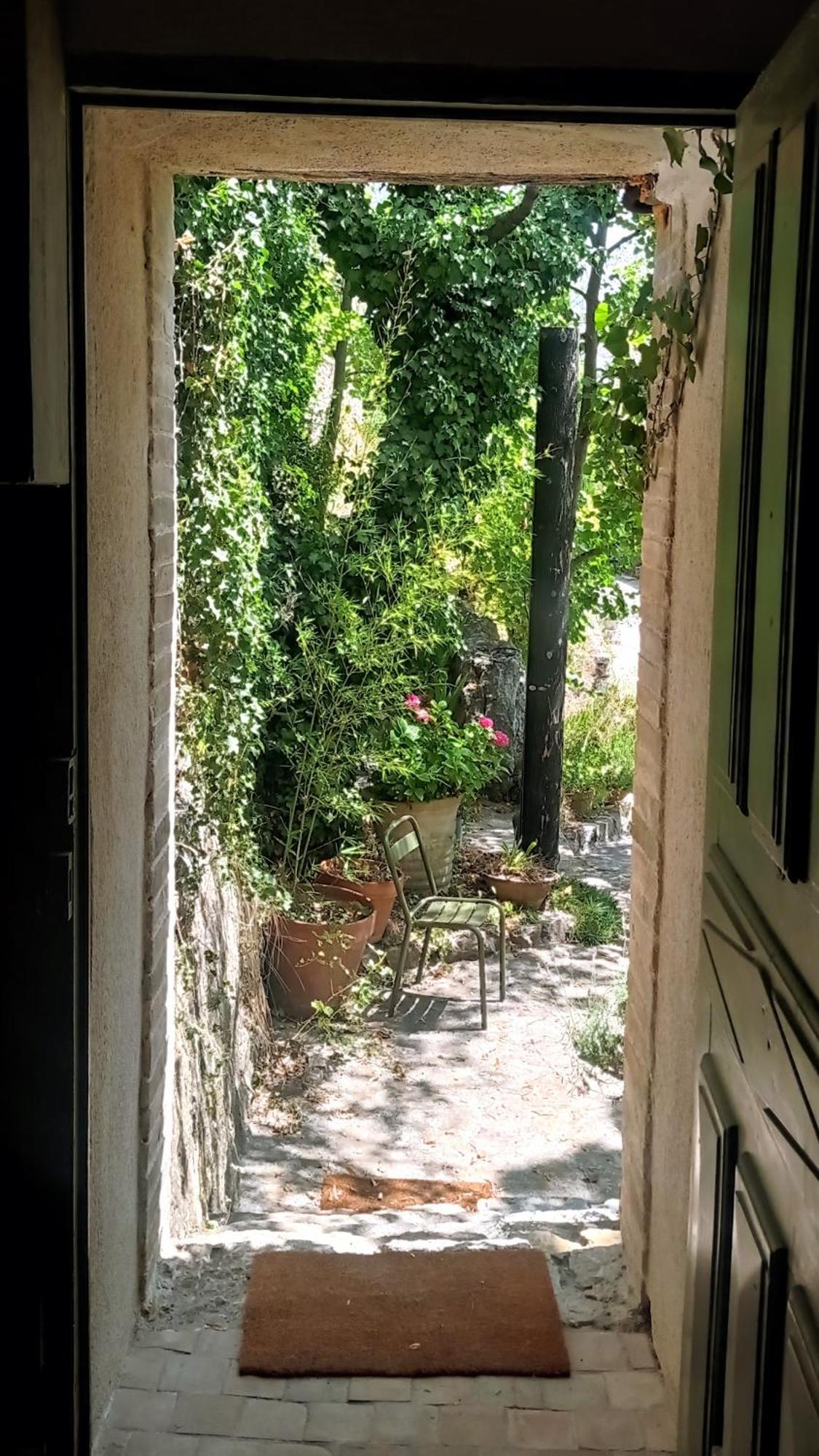Bed and Breakfast La Fontaine Bargème Zimmer foto